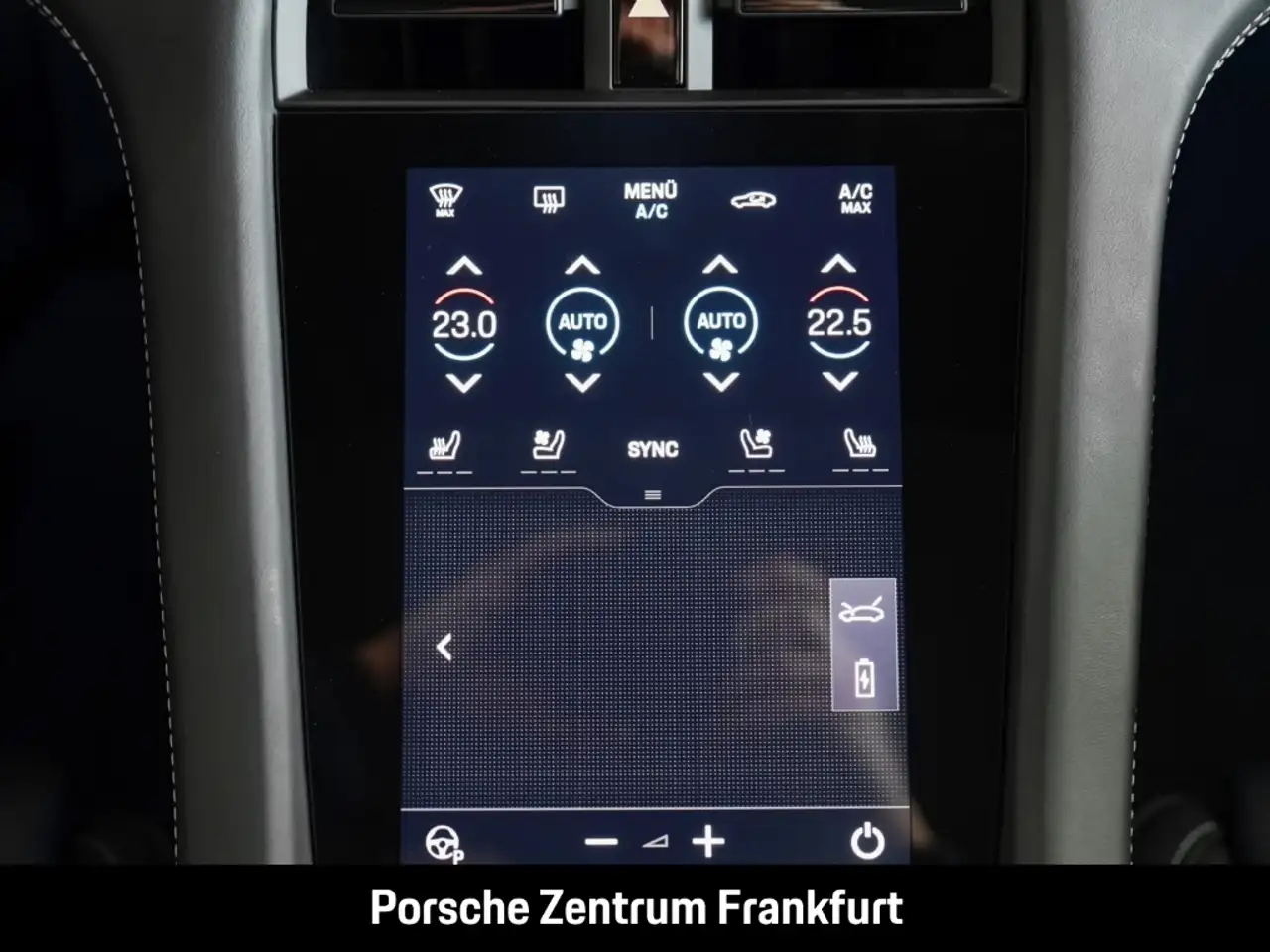 Porsche Taycan 16