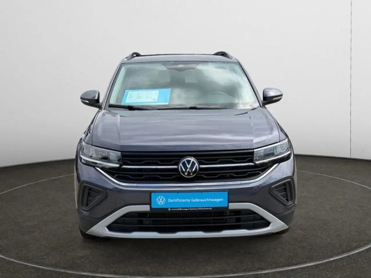 Volkswagen T-Cross 8