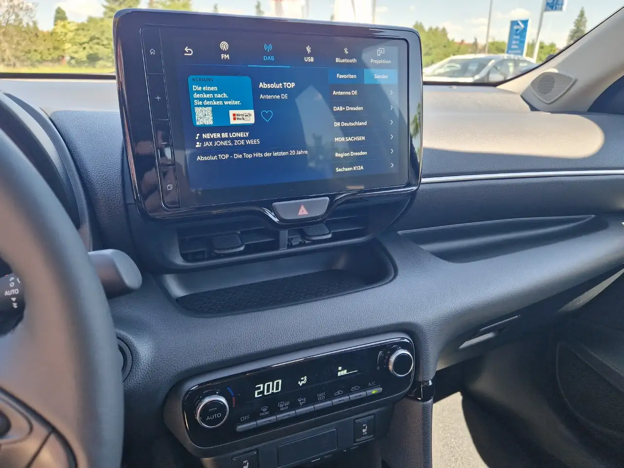 Toyota Yaris 13