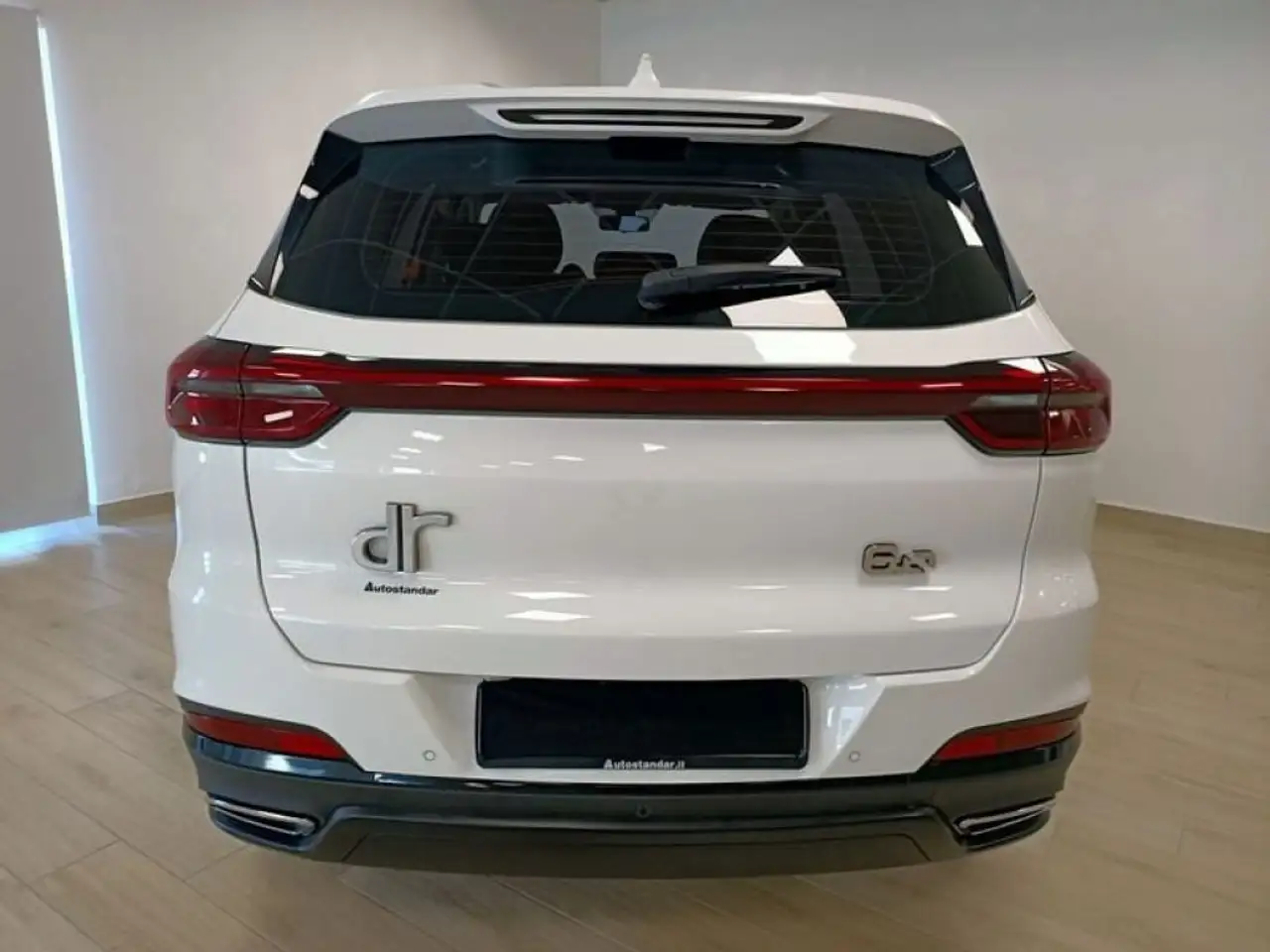 DR Automobiles DR6.0 11