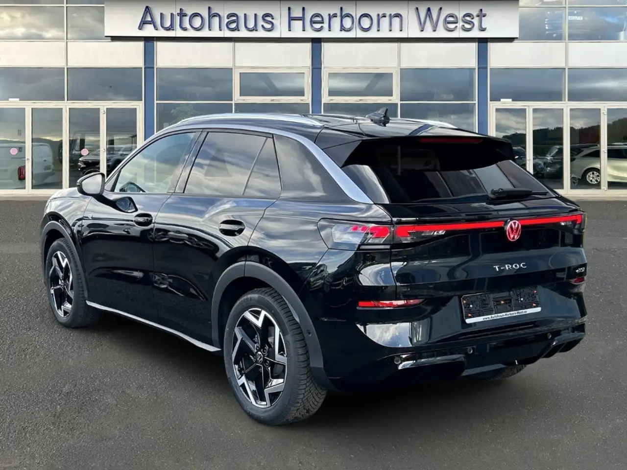 Volkswagen T-Roc 4