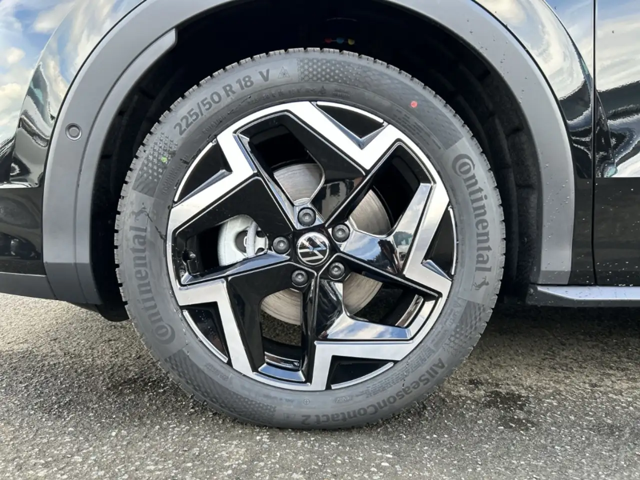 Volkswagen T-Roc 6
