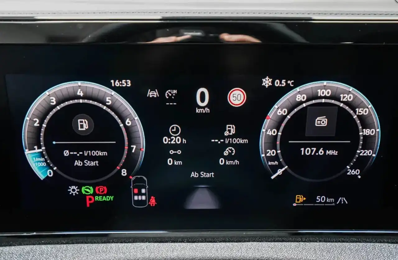 Volkswagen Tiguan 8