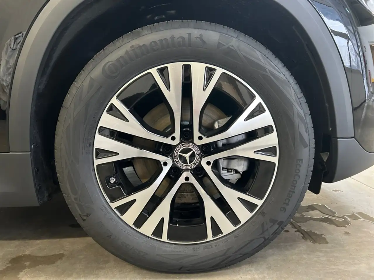 Mercedes-Benz GLA 200 5