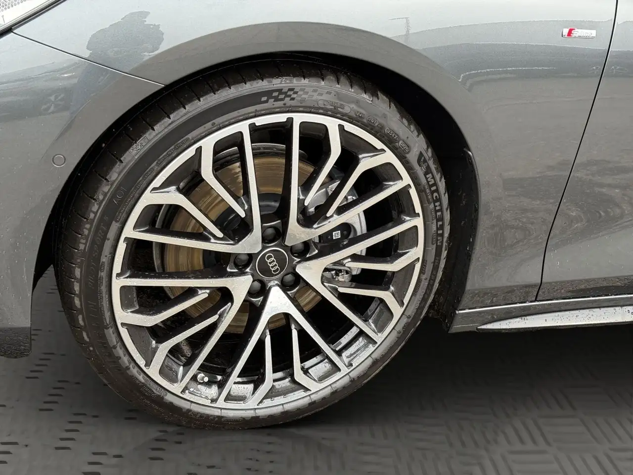 Audi A6 8
