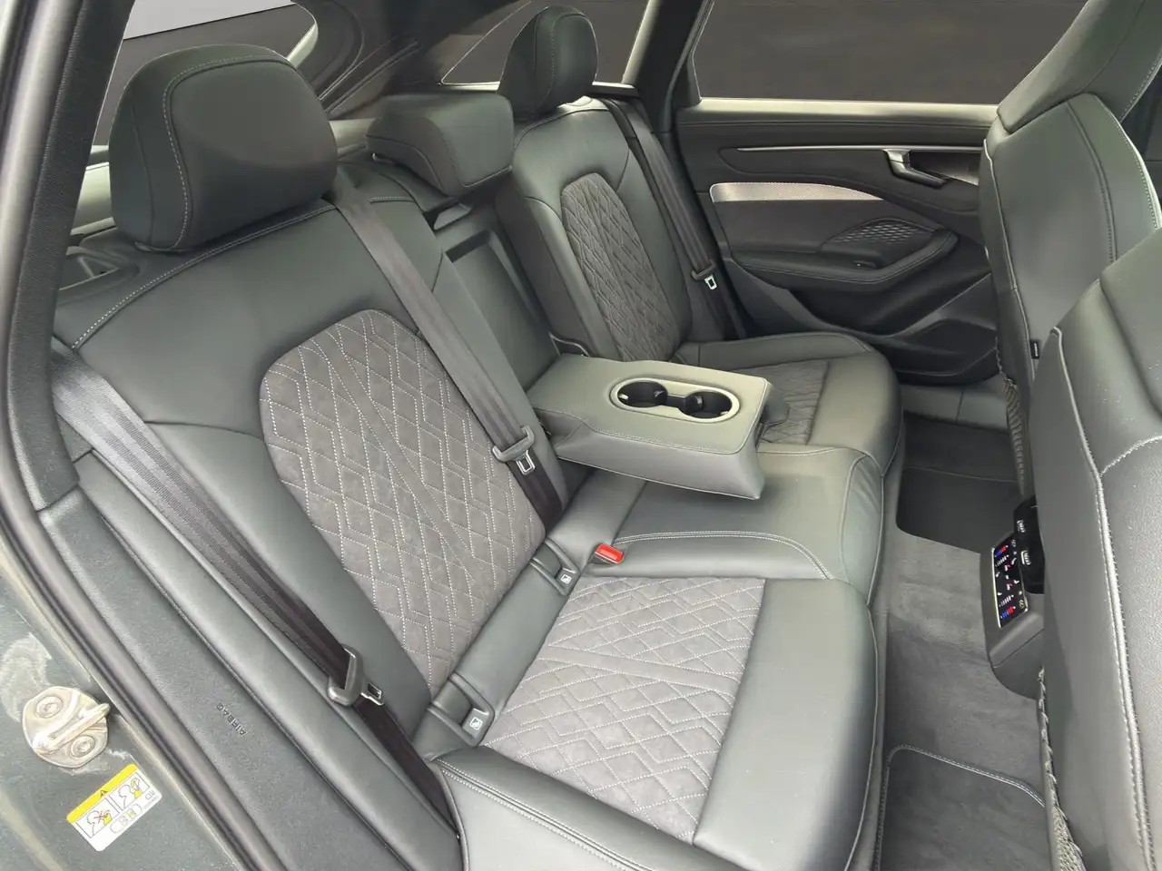 Audi A6 15