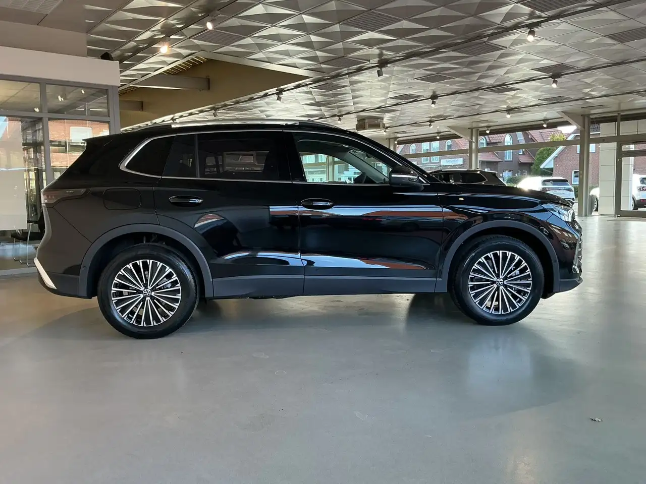 Volkswagen Tiguan 6