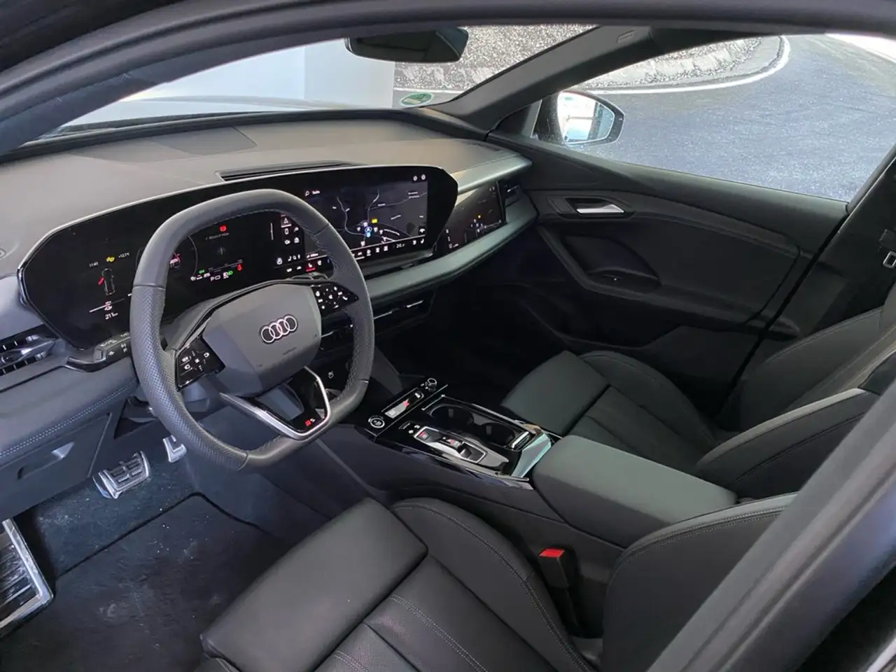 Audi Q6 4