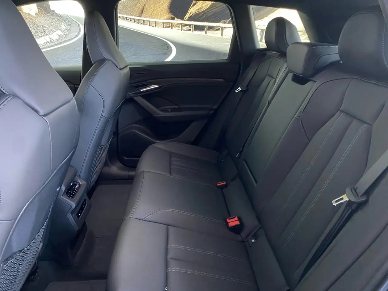 Audi Q6 7