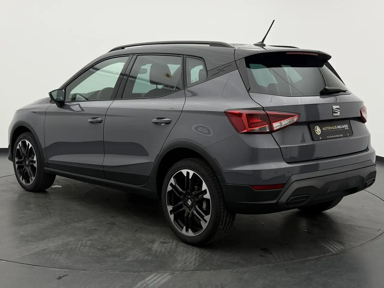 Seat Arona 8