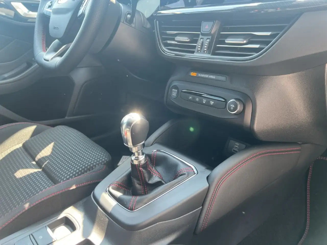 Ford Focus 9