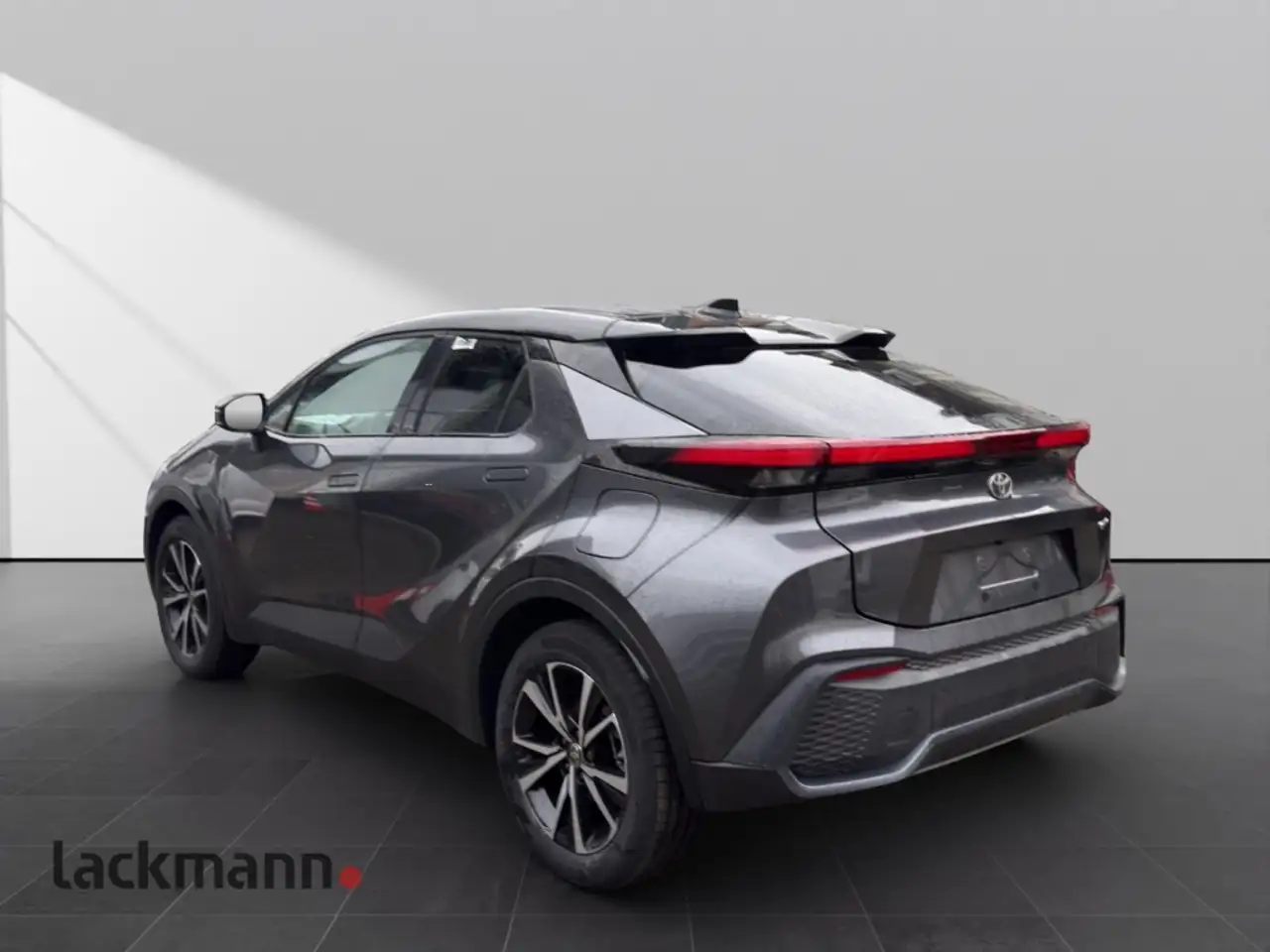 Toyota C-HR 5