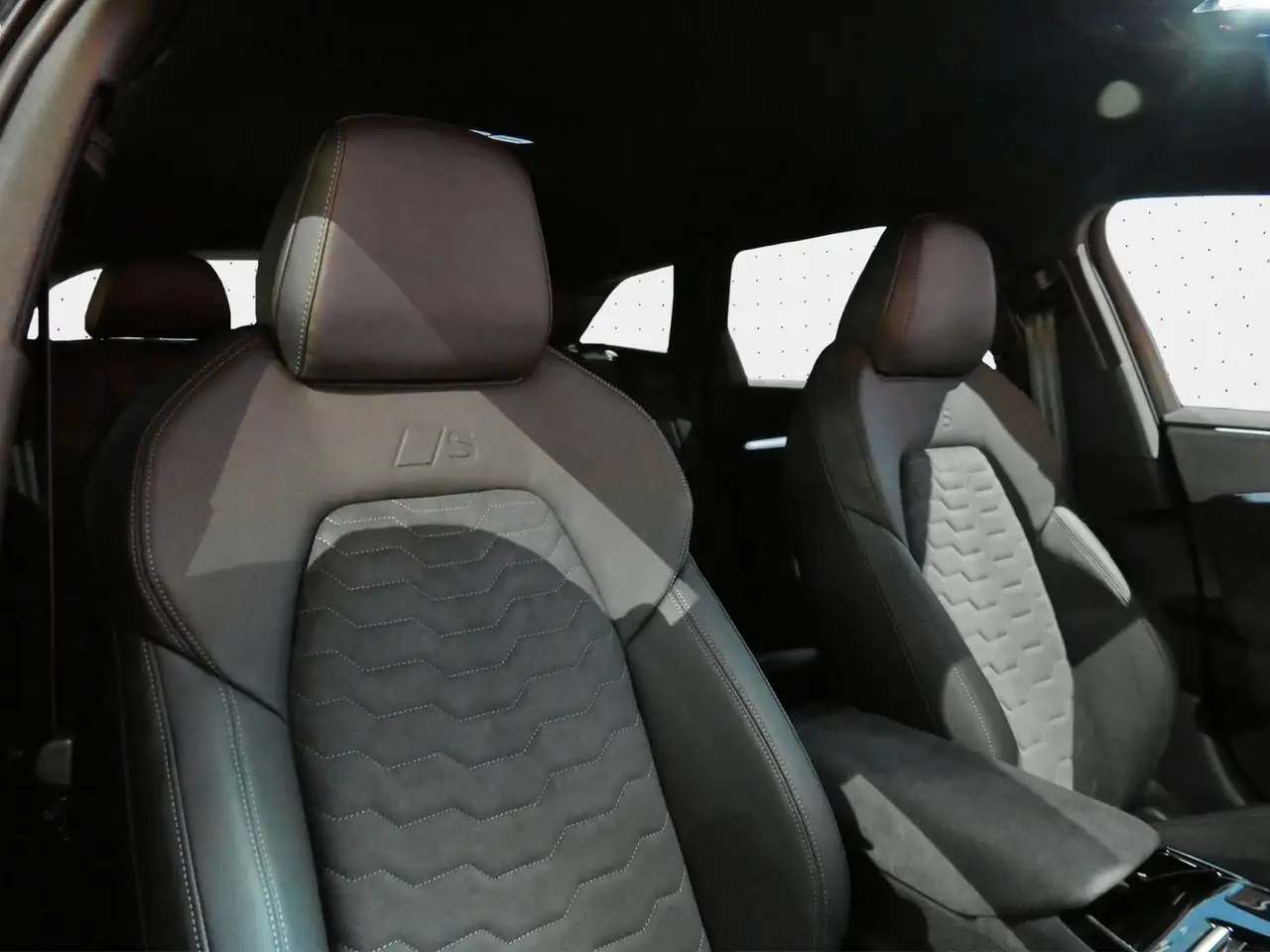 Audi A6 11