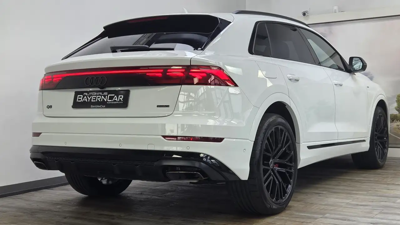 Audi Q8 50 6