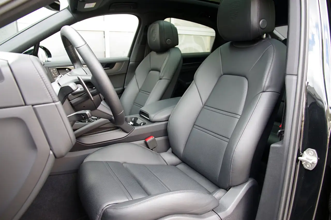 Porsche Cayenne 6