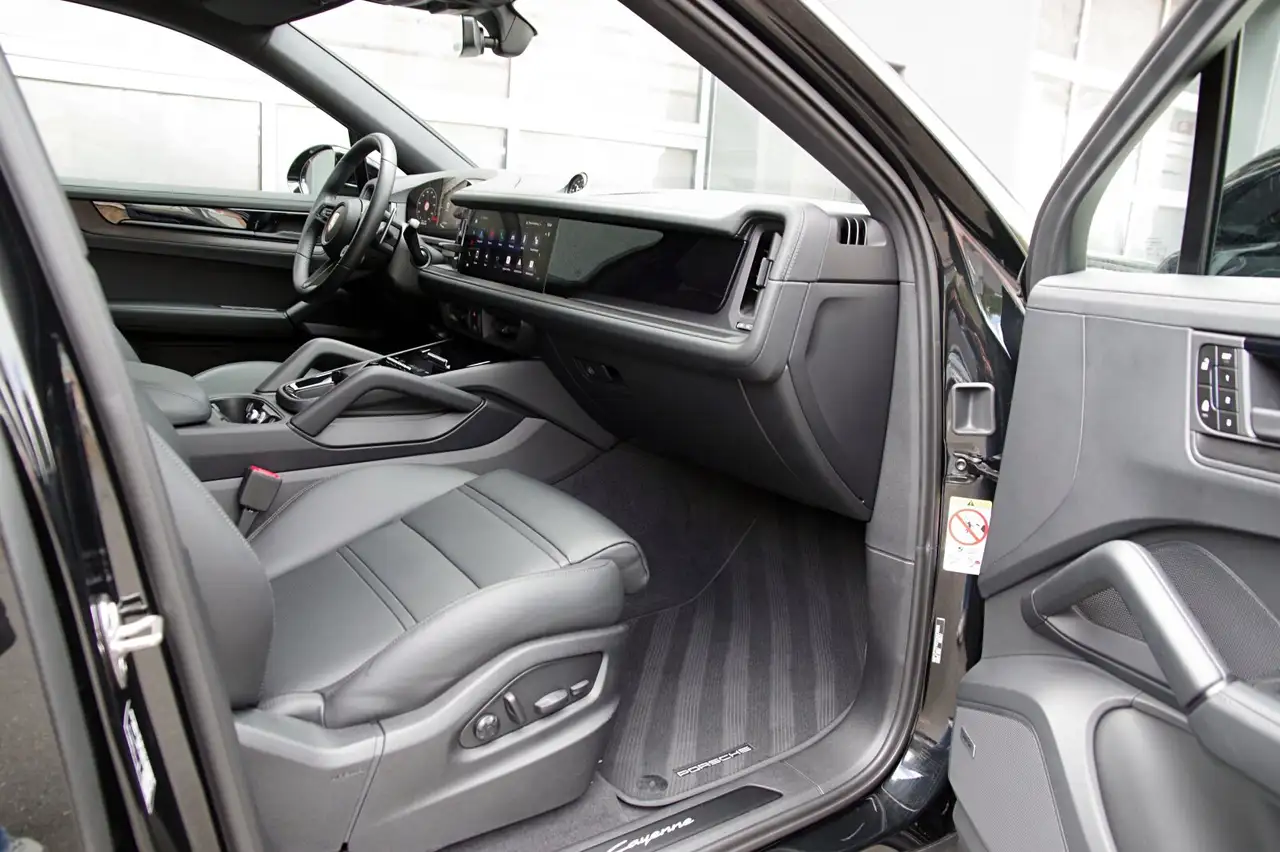 Porsche Cayenne 7