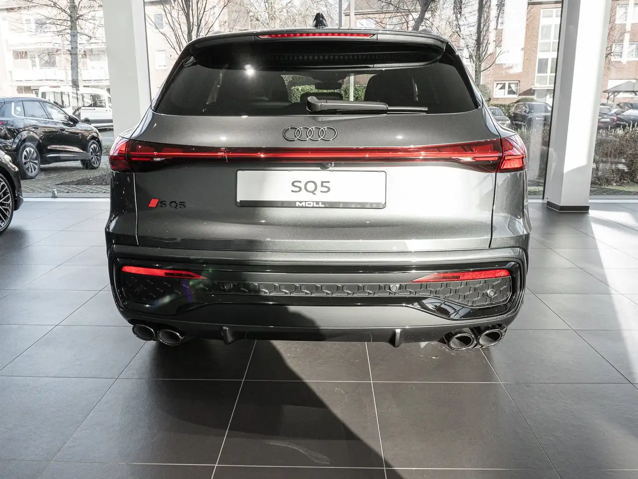 Audi SQ5 4