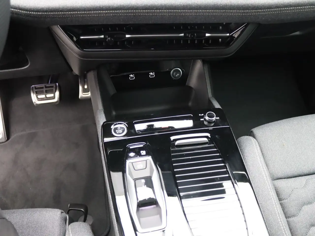 Audi A6 15