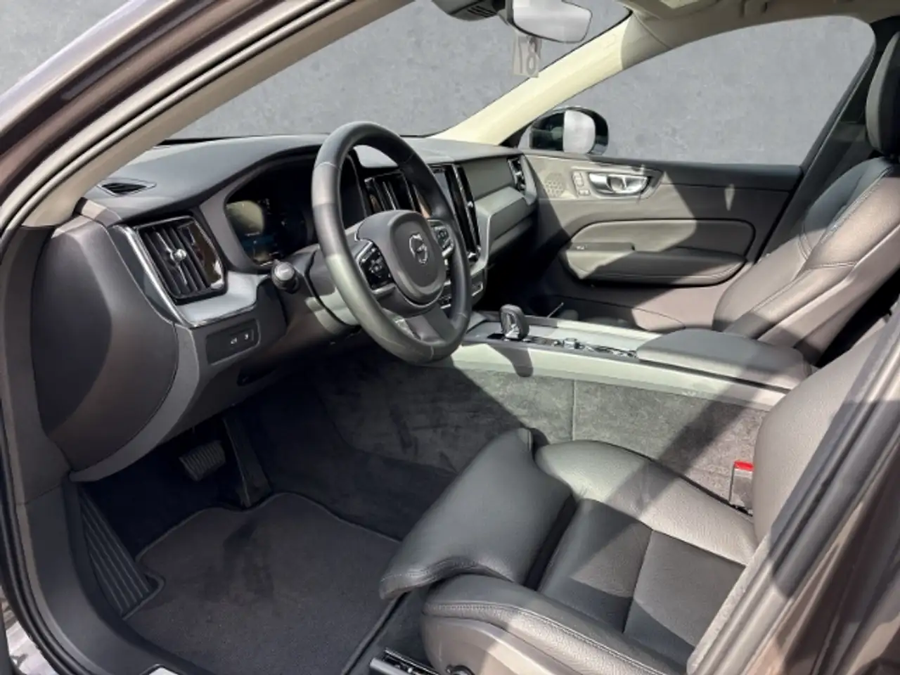 Volvo XC60 11