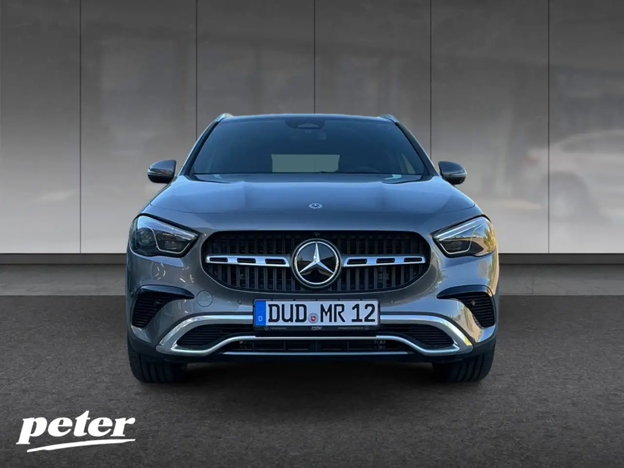 Mercedes-Benz GLA 200 2