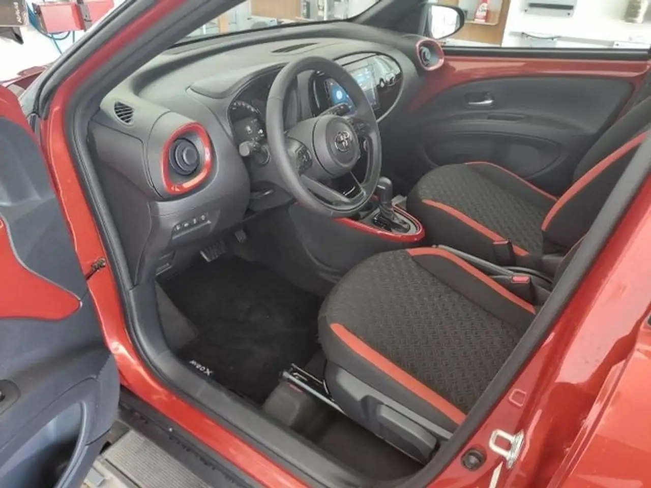 Toyota Aygo X 7