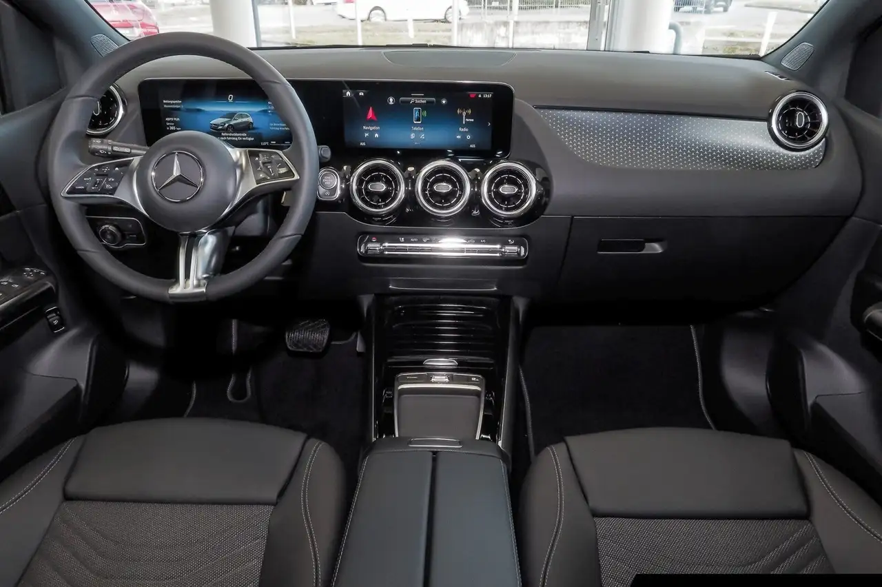 Mercedes-Benz B 200 10