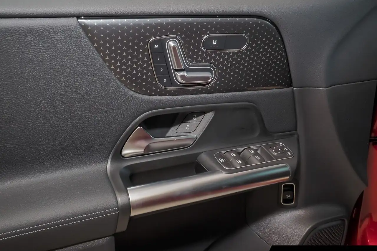 Mercedes-Benz B 200 14