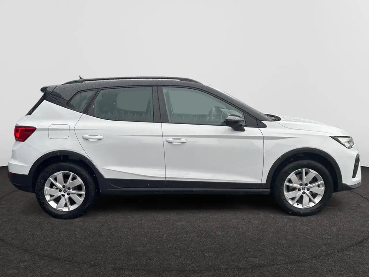 Seat Arona 4