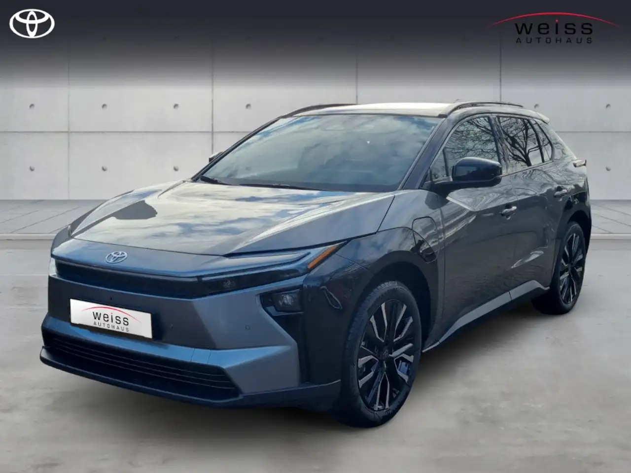 Toyota bZ4X AWD Lounge*73 kW HUD Panorama Navi Digitales Cockp фото 3
