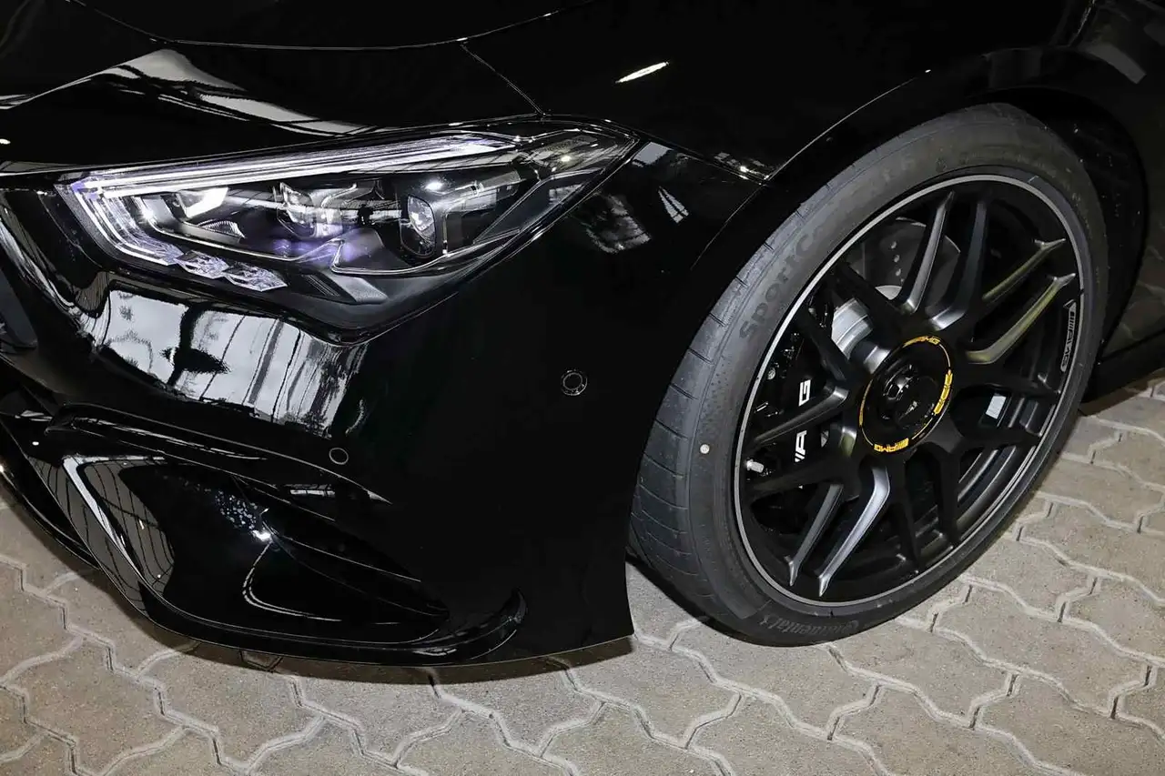 Mercedes-Benz CLA 45 3