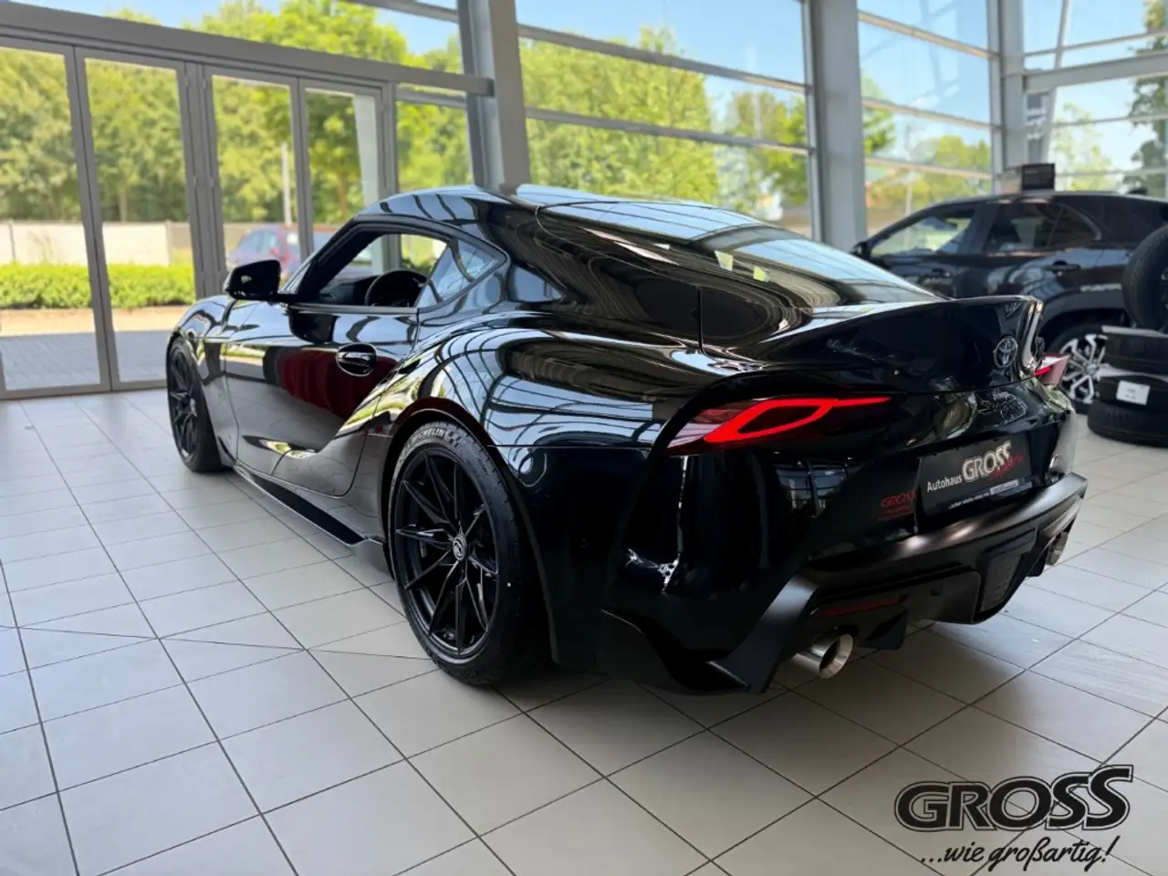 Toyota Supra 10