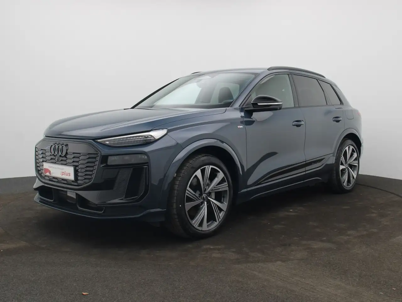 Audi Q6 2