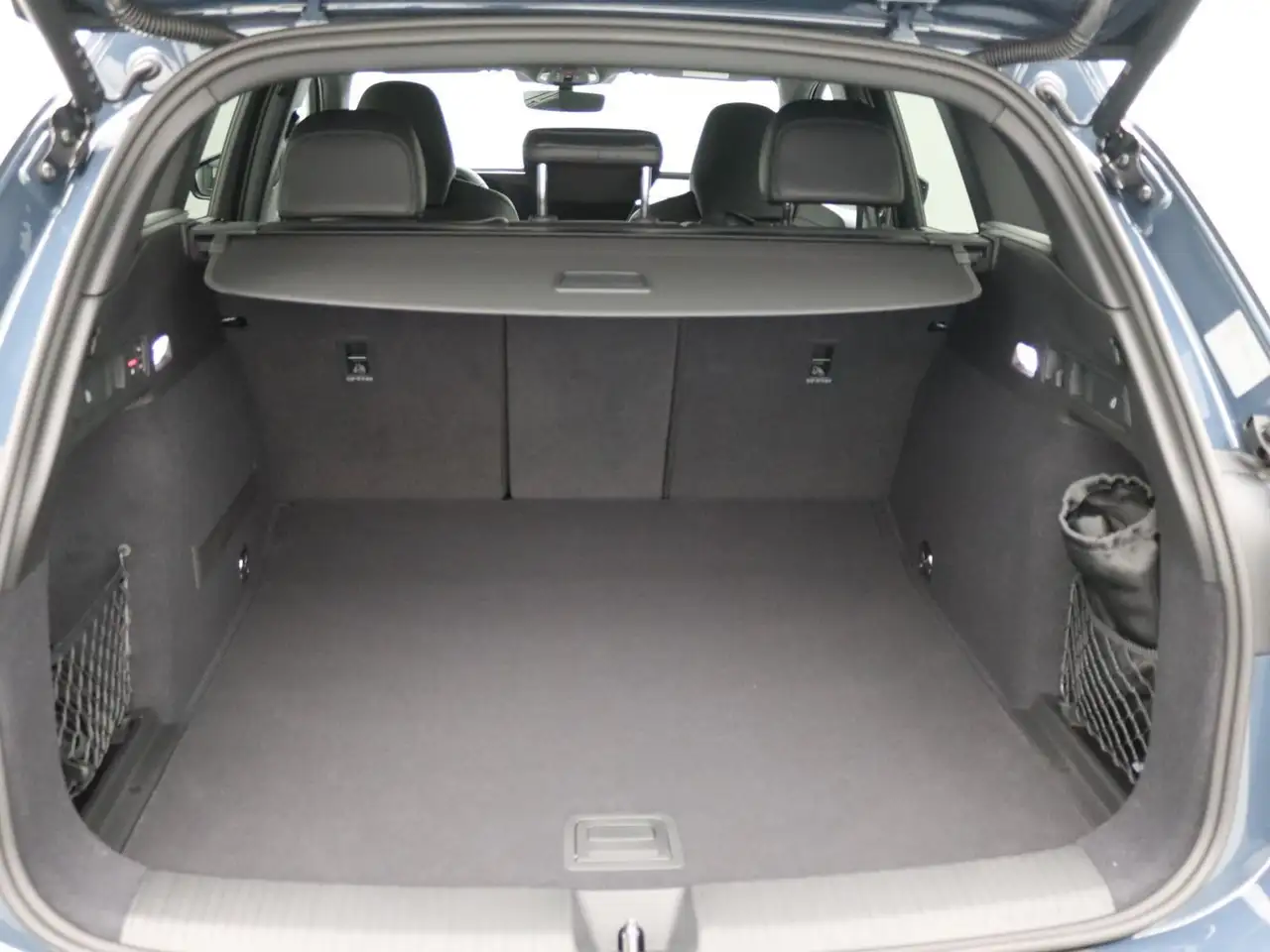 Audi Q6 8