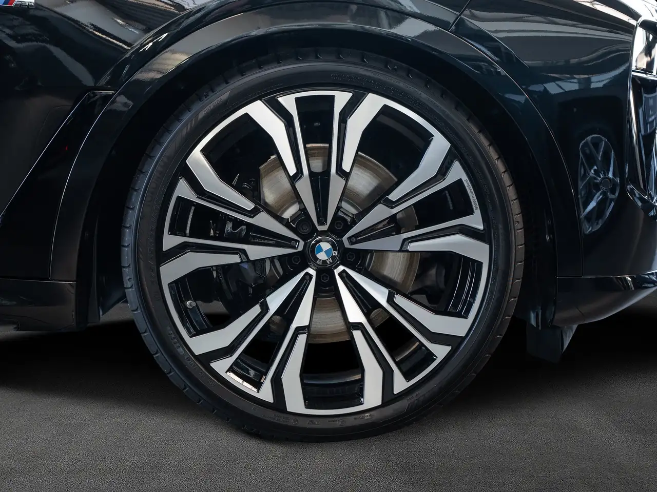 BMW X7 4