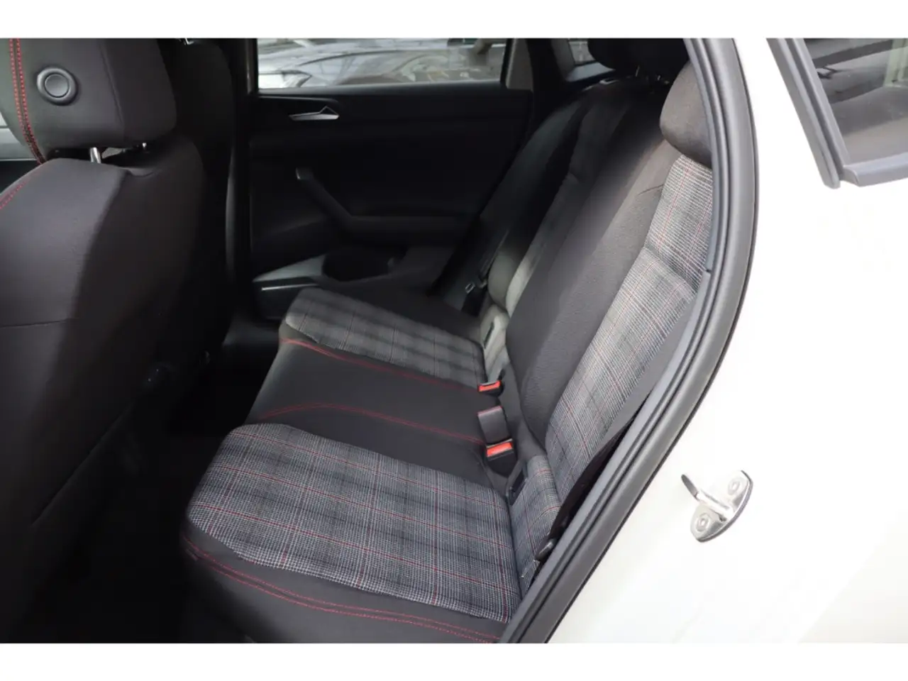 Volkswagen Polo 12