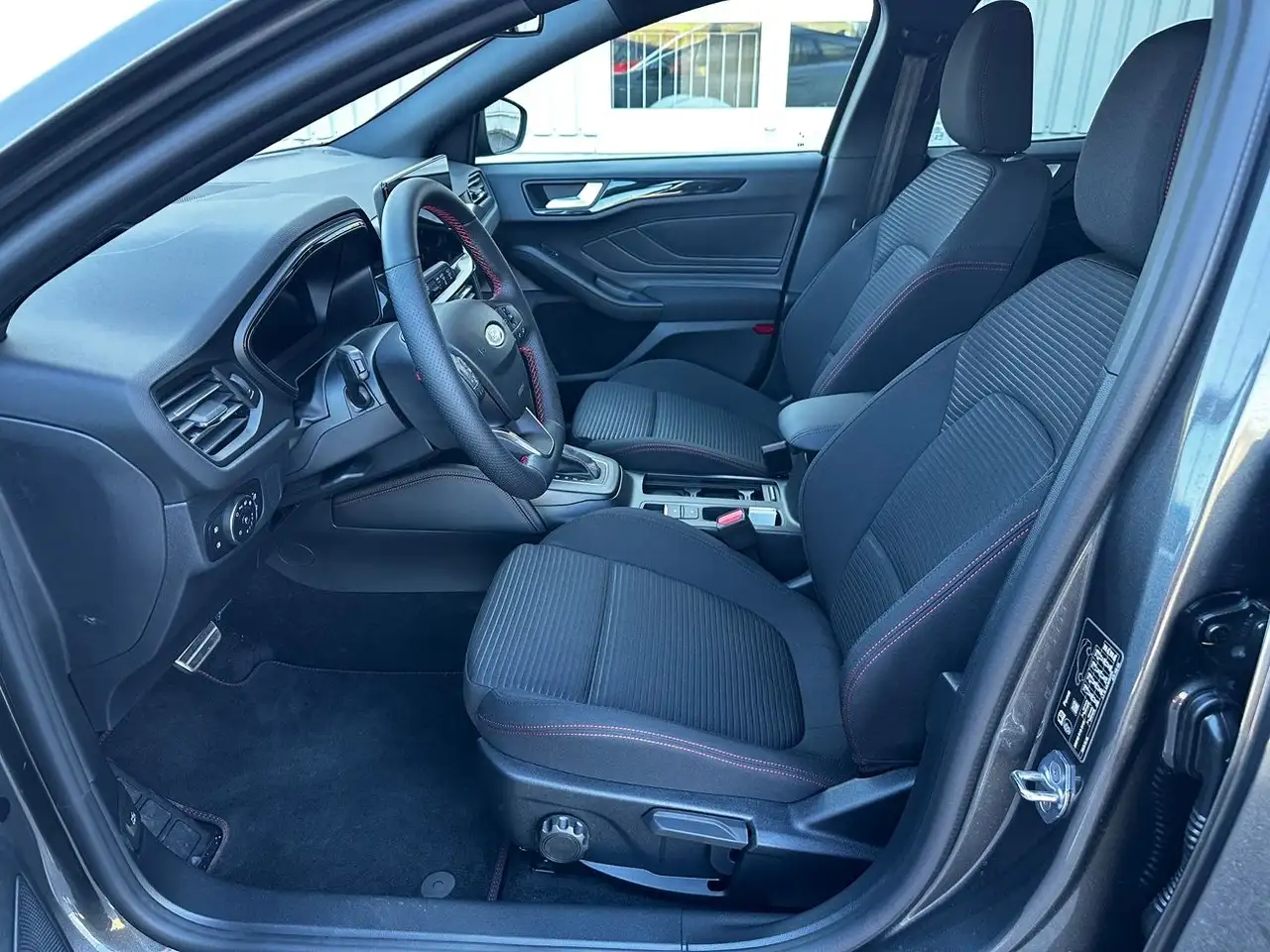 Ford Focus 14