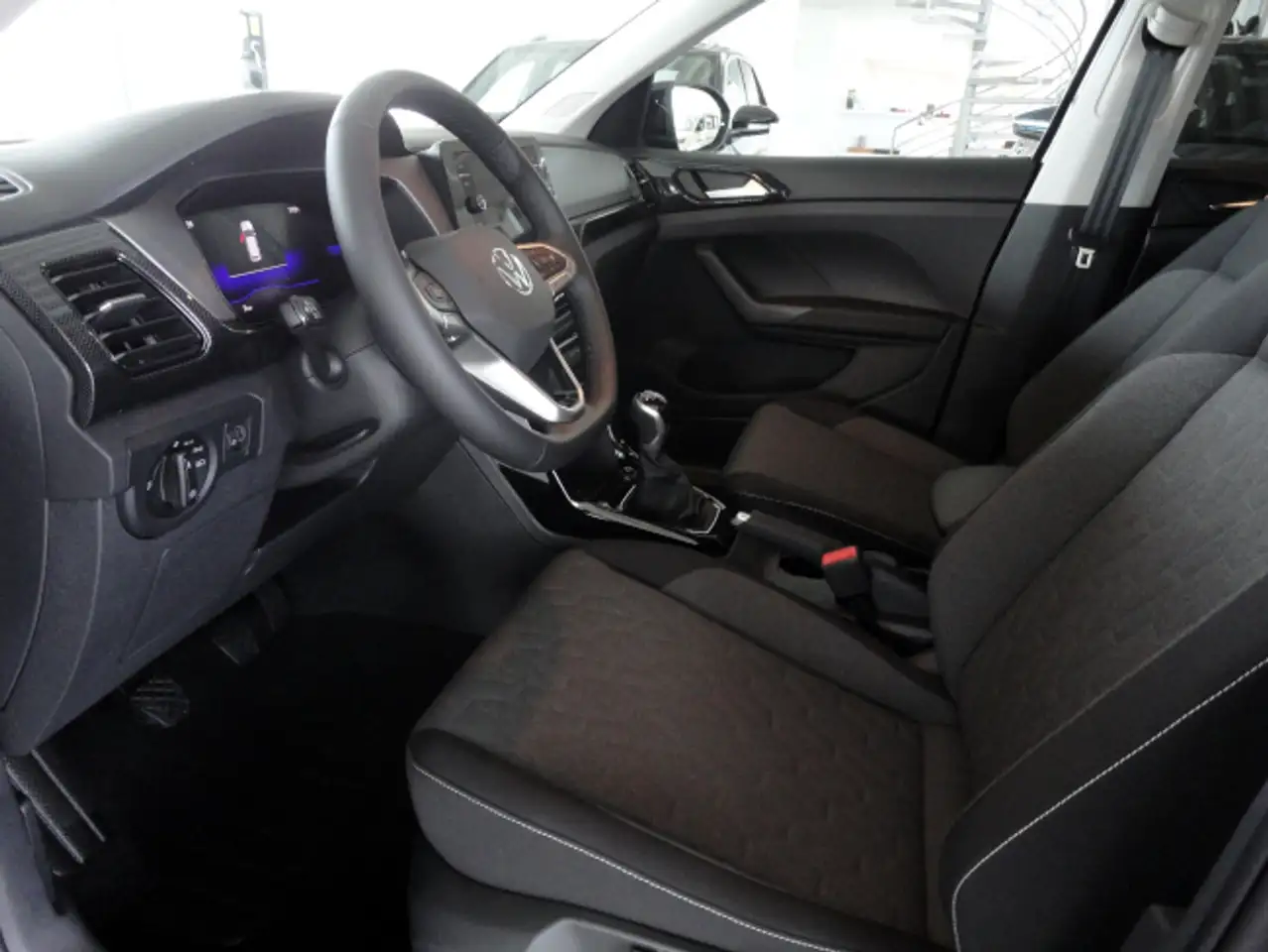 Volkswagen T-Cross 4