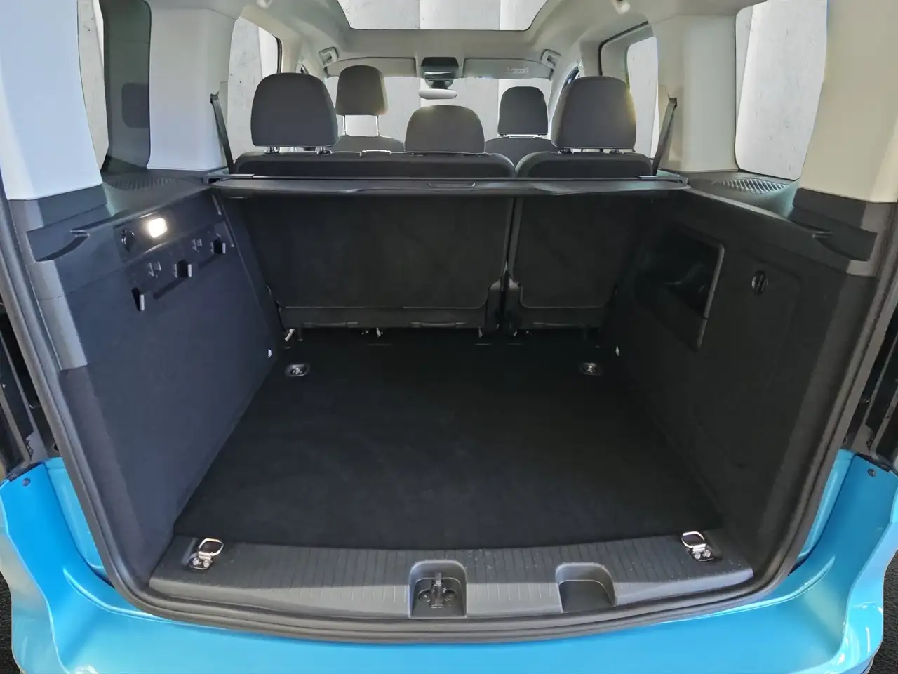 Ford Tourneo 16