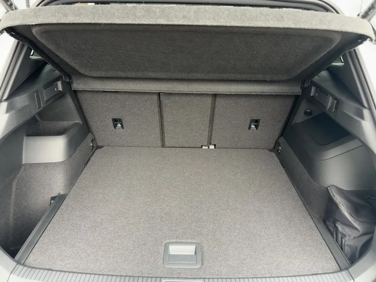 Volkswagen Tiguan 7