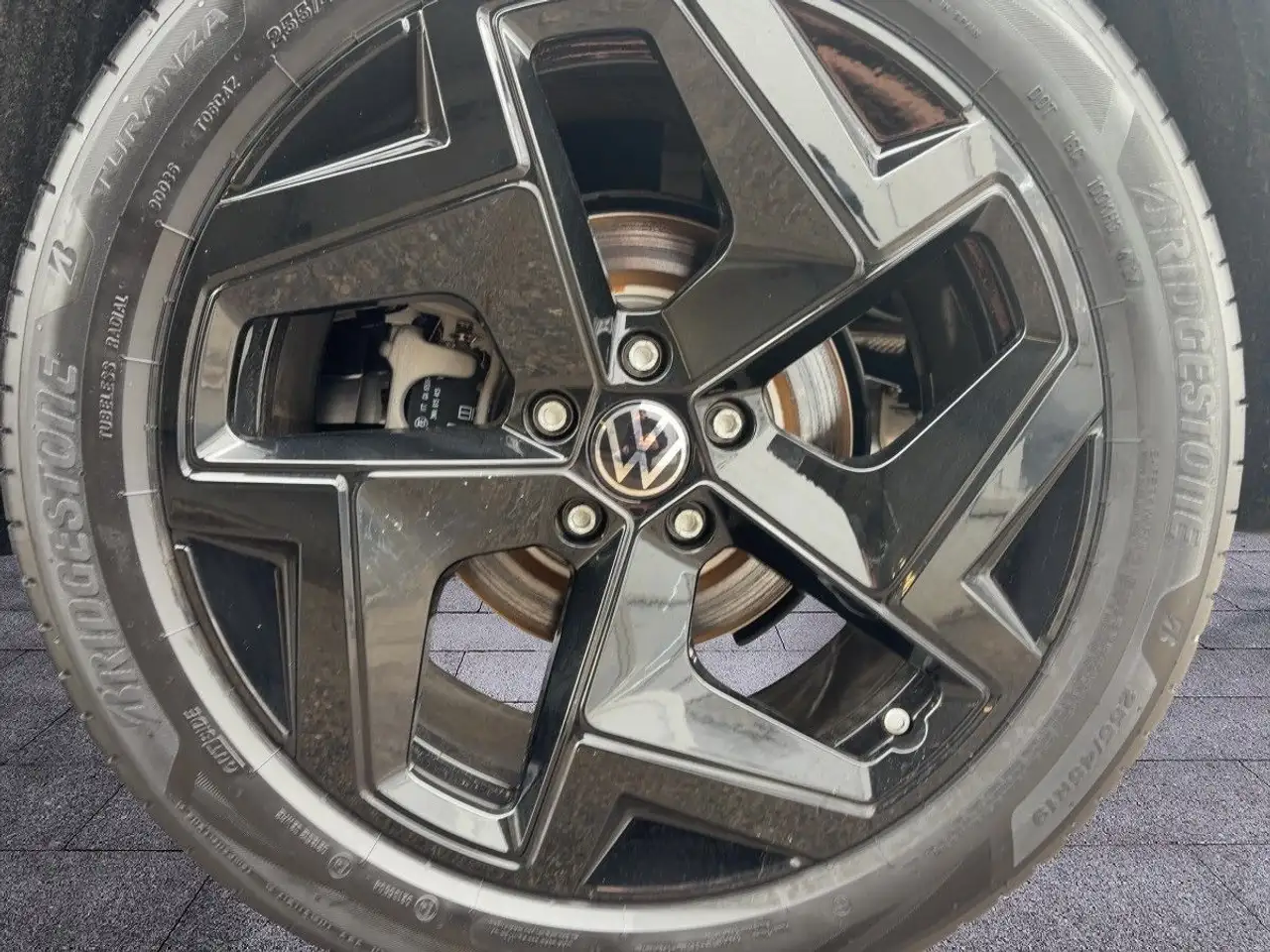 Volkswagen Tiguan 8