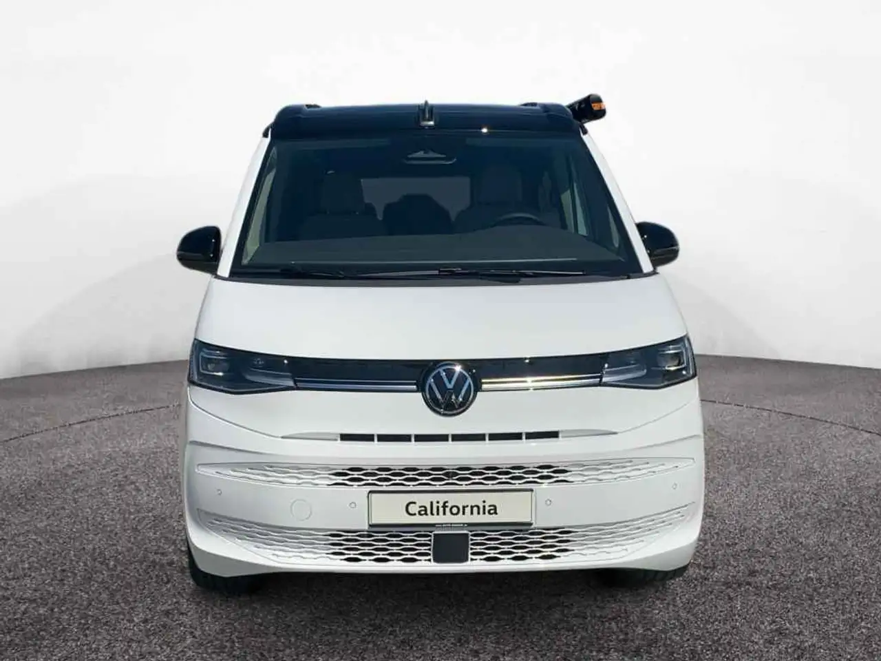 Volkswagen T7 California 3