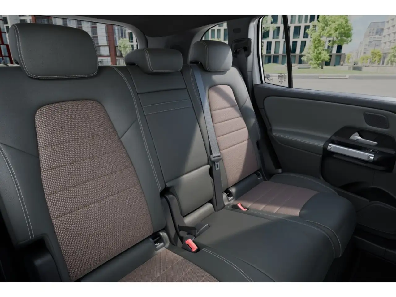 Mercedes-Benz EQB 300 10