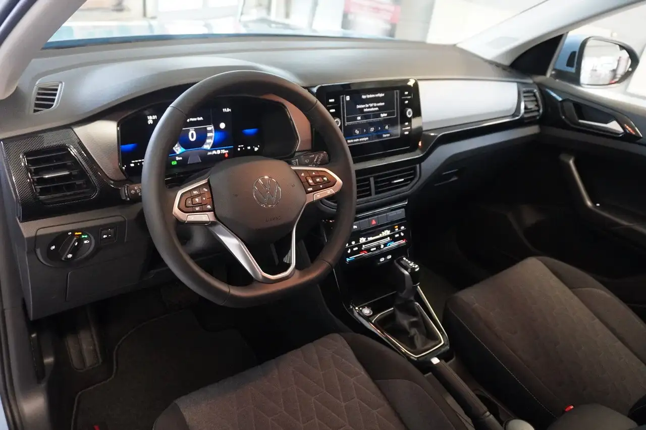 Volkswagen T-Cross 10