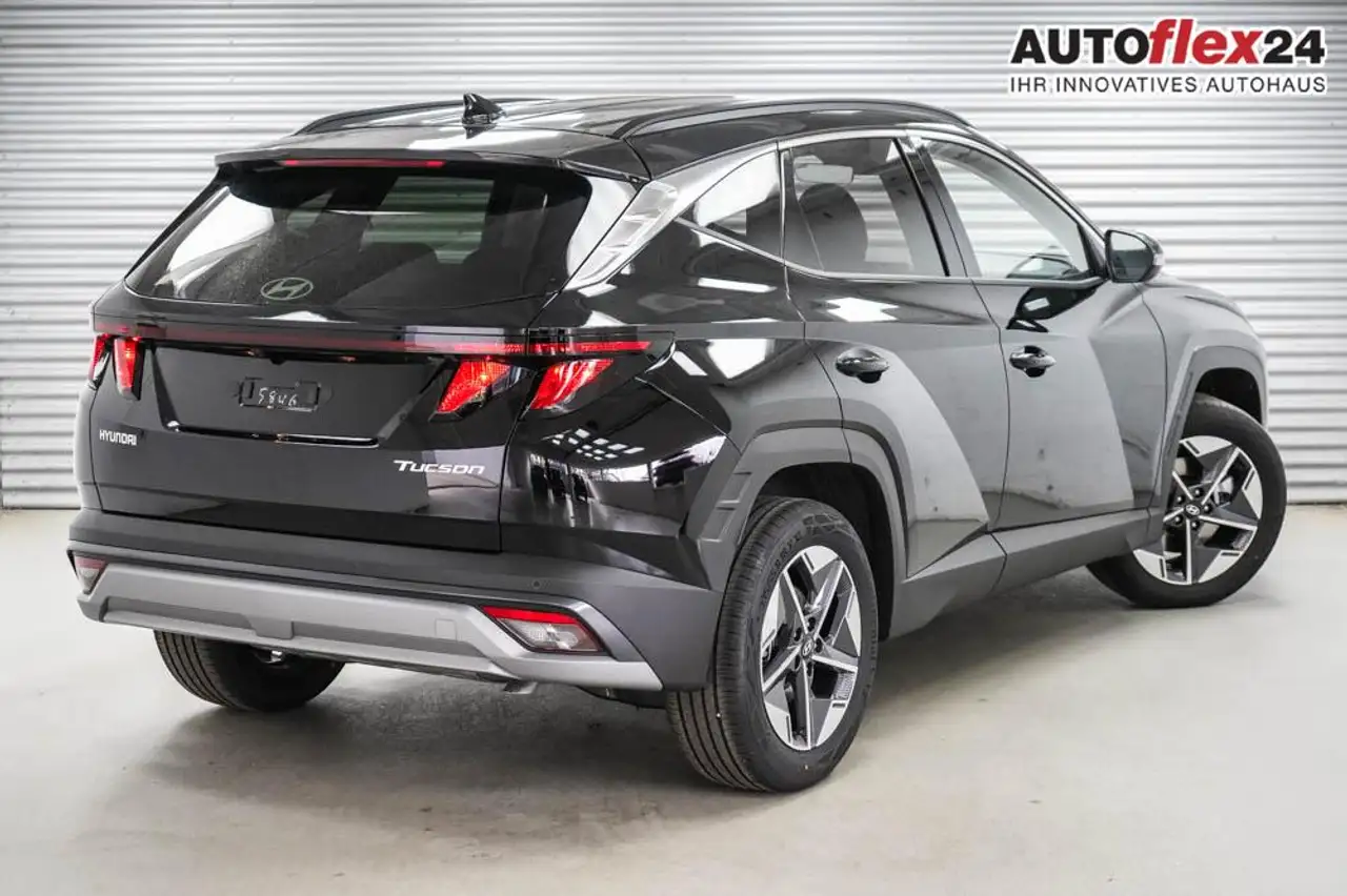 Hyundai TUCSON 2