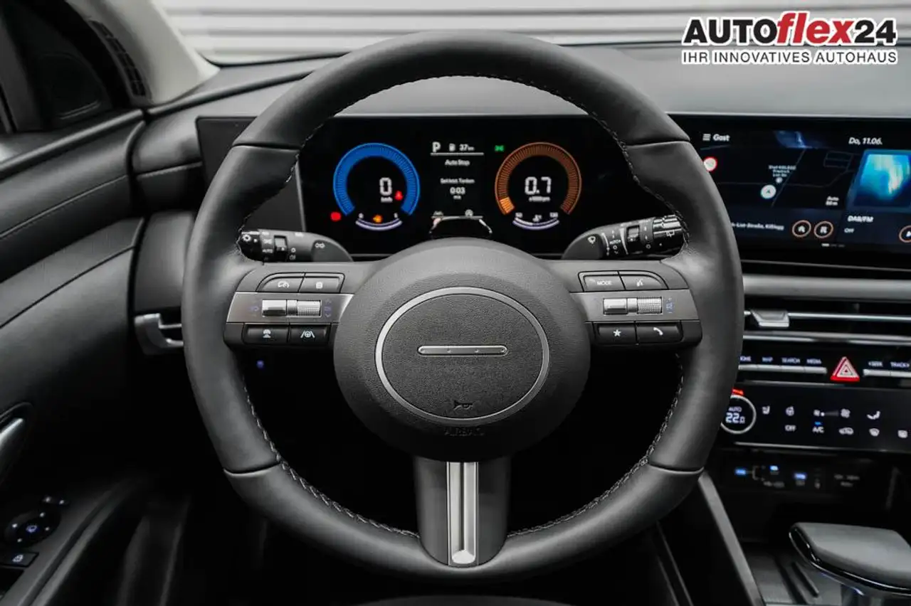 Hyundai TUCSON 8