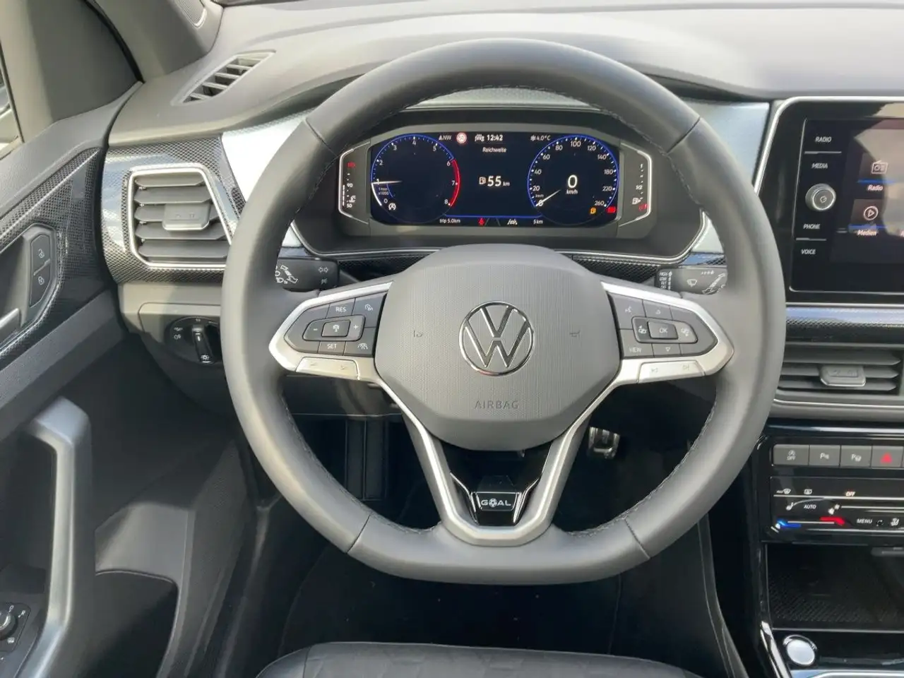 Volkswagen T-Cross 10