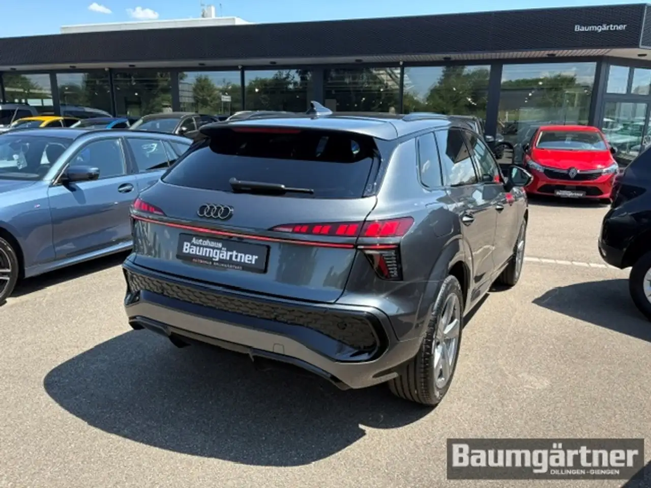 Audi Q3 35 4