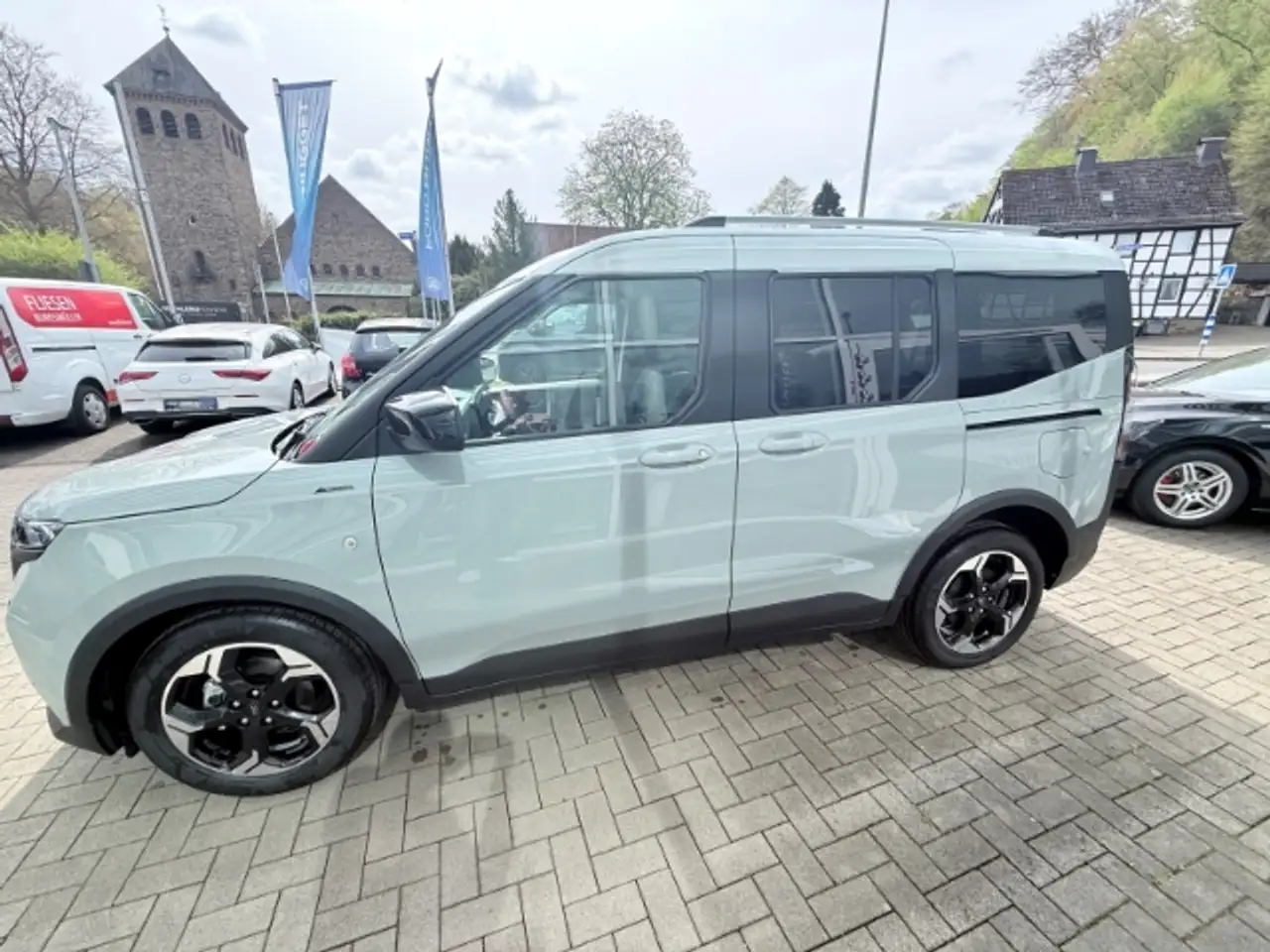 Ford Tourneo 6