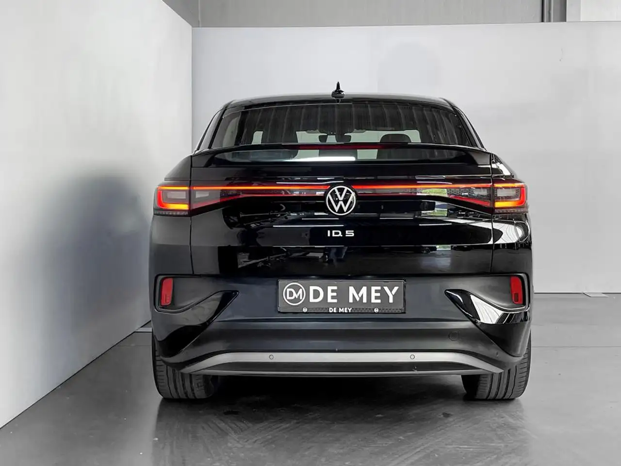 Volkswagen ID.5 6