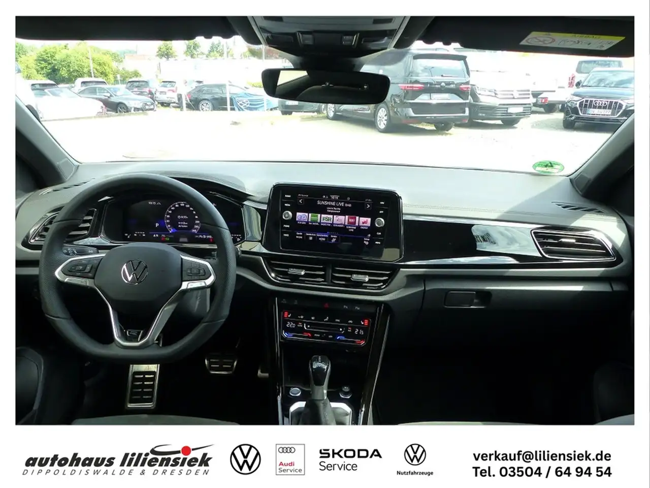 Volkswagen T-Roc 10